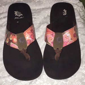 Gorgeous Coral Yellow Box Sequin Flip Flops